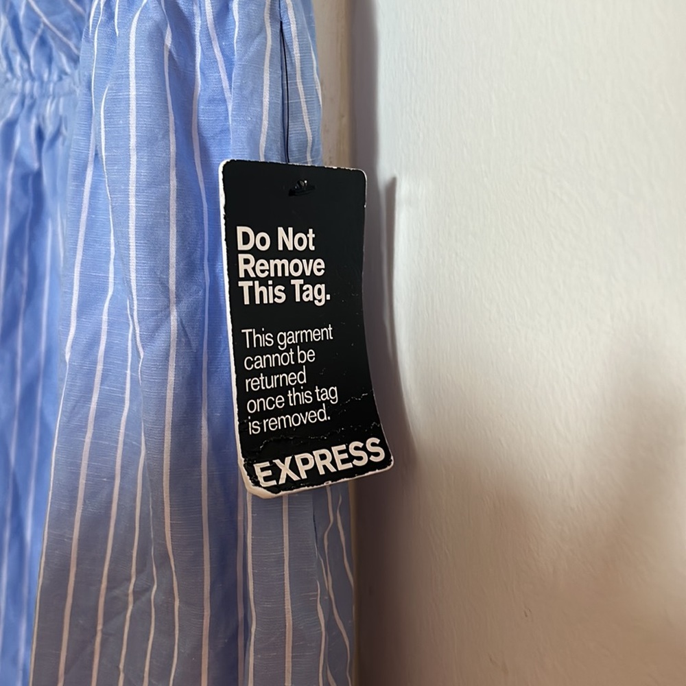 Express shoulder and strap dress - Picture 5 of 5